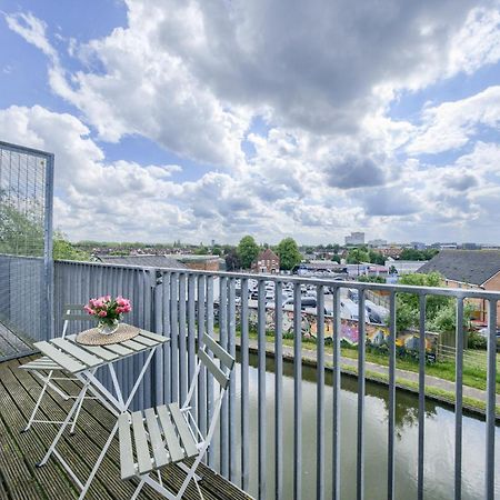 Coventry Large 4-Bed Townhouse By Empower Homes Exterior photo